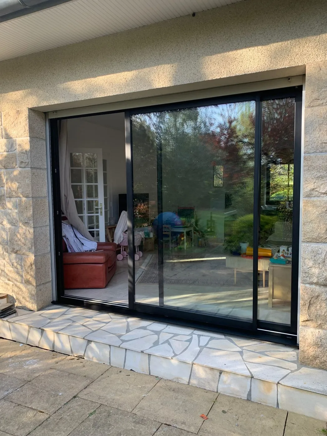 Fenêtre PVC moderne - Le Comptoir de la Menuiserie